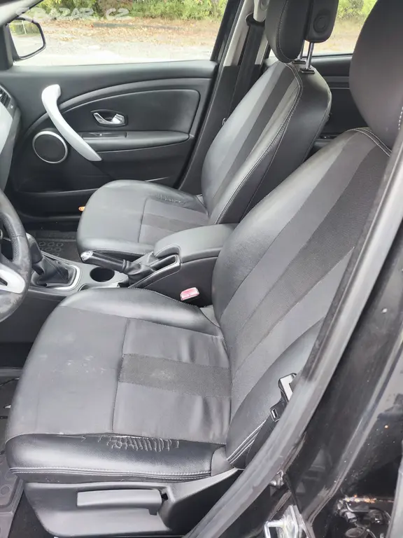 Renault Fluence - fotka 6