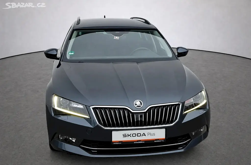 Škoda Superb, Combi Ambition Business 2,0 T - fotka 4