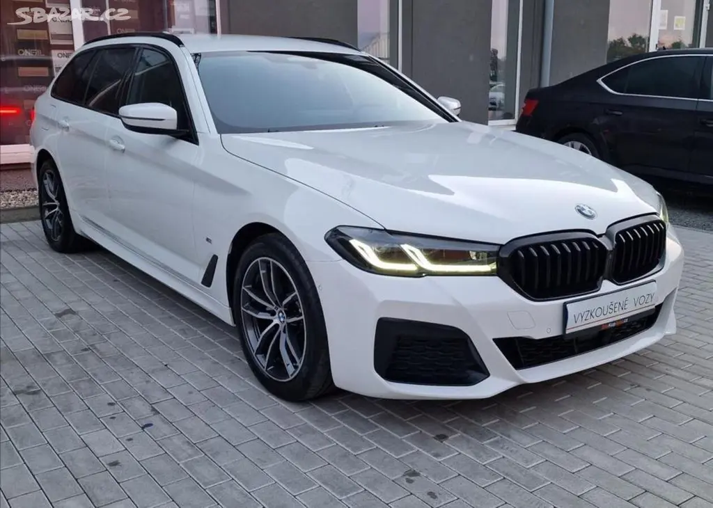 BMW Řada 5, 520d Xdrive M-Sport ČR,1.Maj.
