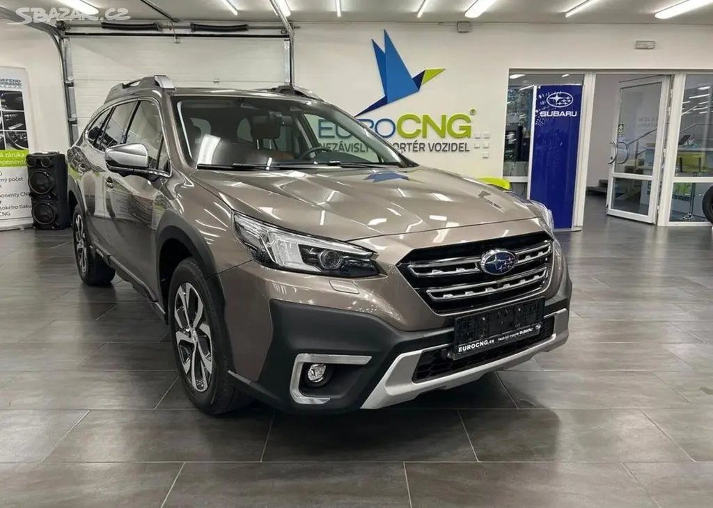 Subaru Outback 2.5 TOURING 2022 | Záruka1 - fotka 3