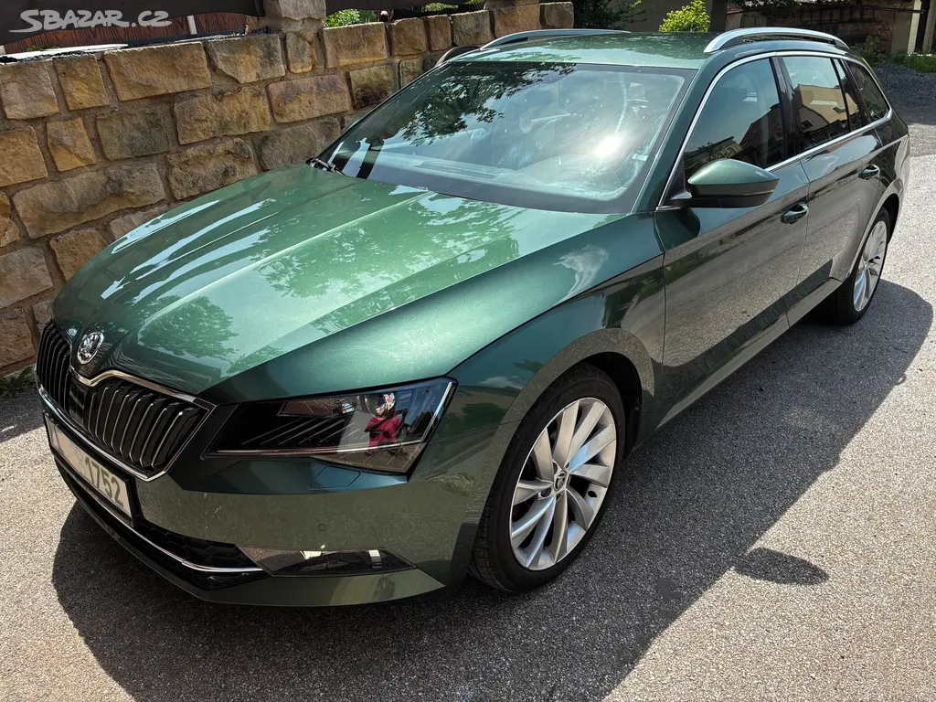 Škodu Superb combi 2.0TDi, DSG, možný odpočet DPH