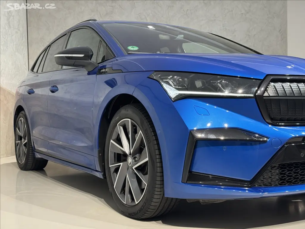 Škoda Enyaq, 80 Sportline LED Matrix Assist - fotka 6