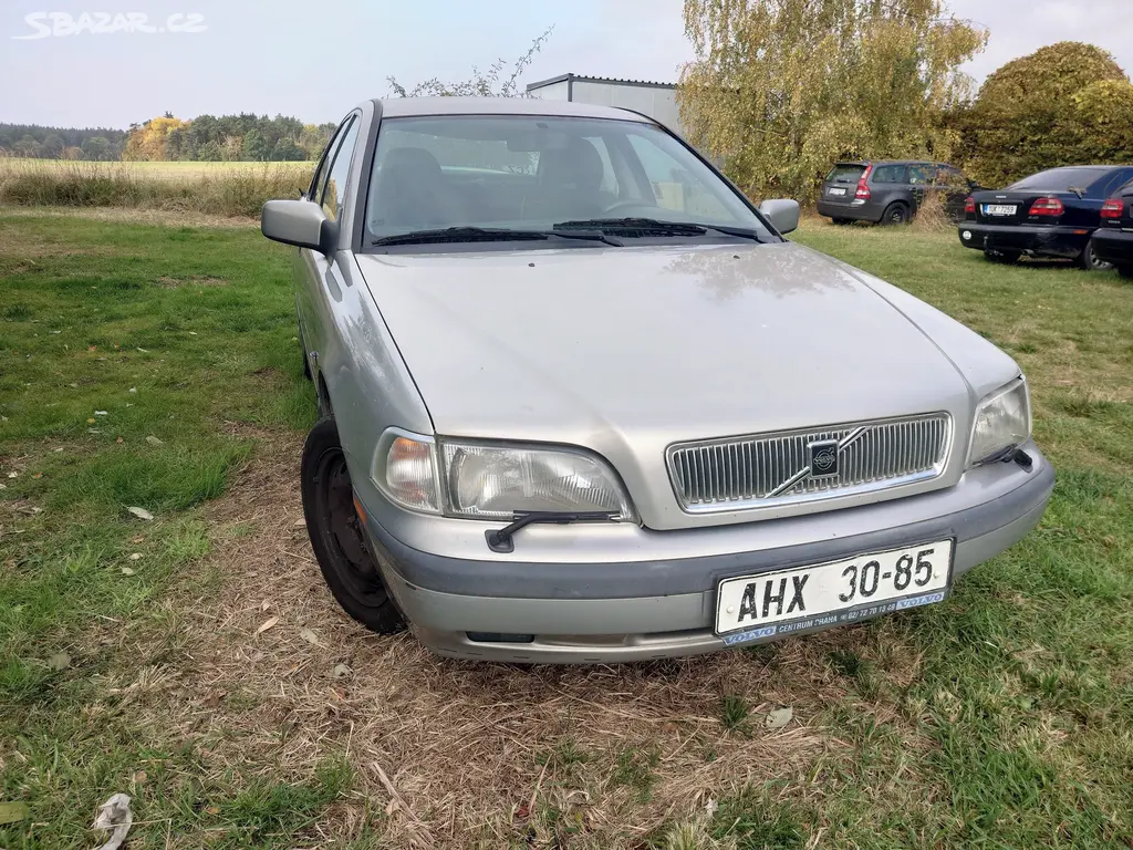Volvo S40 2.0 100kw 1998 - fotka 4