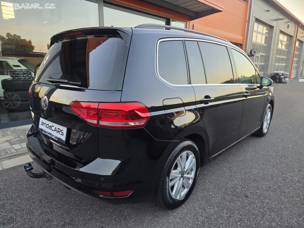 Volkswagen Touran, 1.5 TSI 7 MÍST - fotka 4