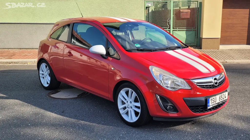 Opel Corsa 1.2 63 kW | 2012 | klima | 17" kola - fotka 2