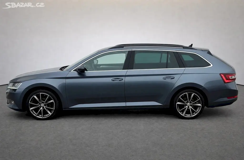 Škoda Superb, Combi Ambition Business 2,0 T - fotka 3