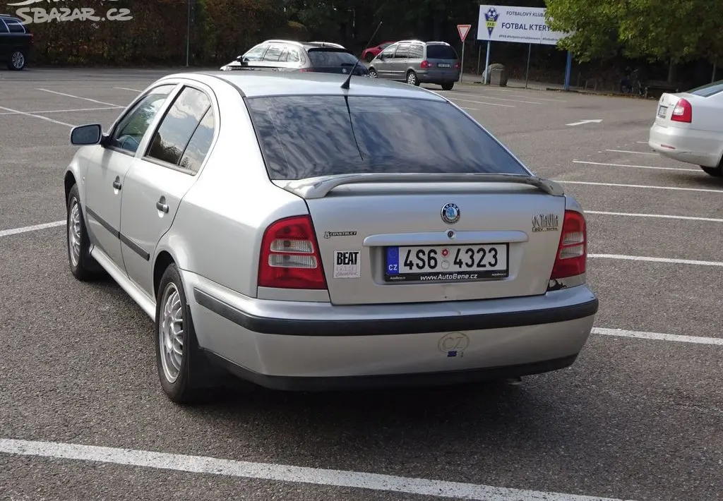 Škoda Octavia, 1.8 T (110 kw) r.v.1999 2.Majitel - fotka 4