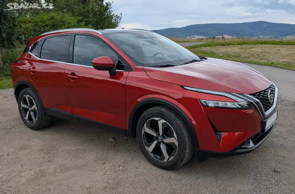 Nissan Qashqai 1.3 DIG-T N-Connecta Xtronic - fotka 6