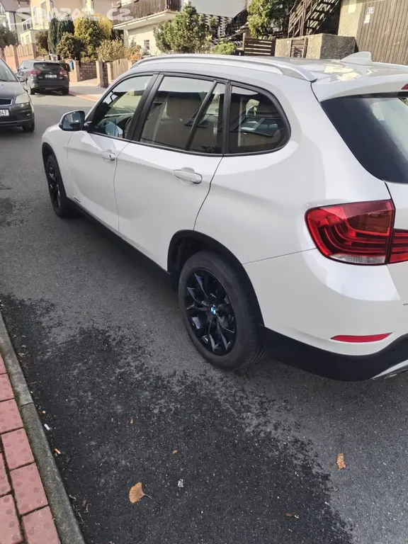 BMW X1 1.6D - fotka 3