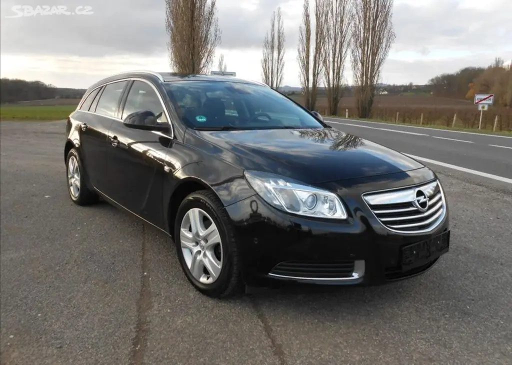Opel Insignia 1,6 85 kW KLIMA Serviska benzín