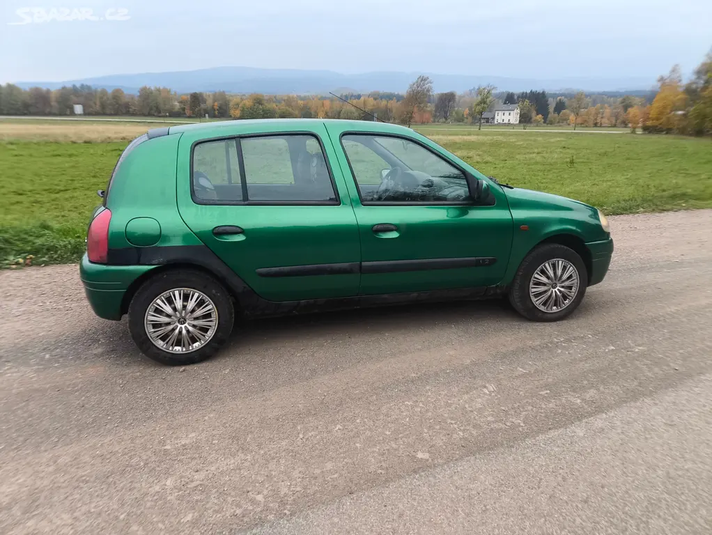 Renault Clio - fotka 3