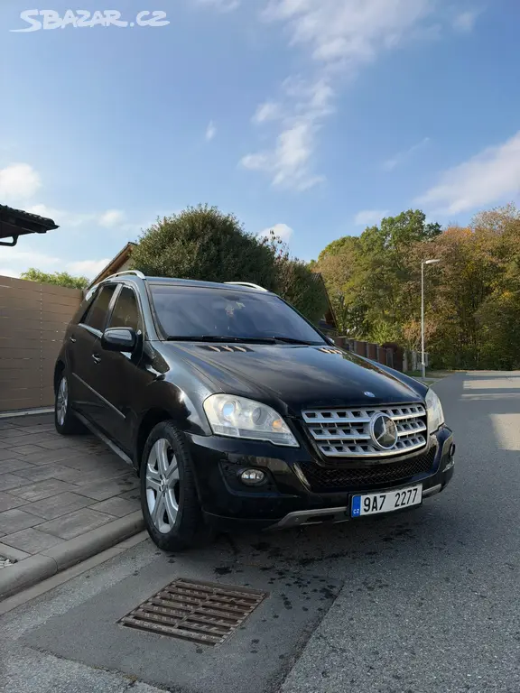 Mercedes Benz ML 420 CDI V8 AMG TOP STAV 2009 - fotka 2