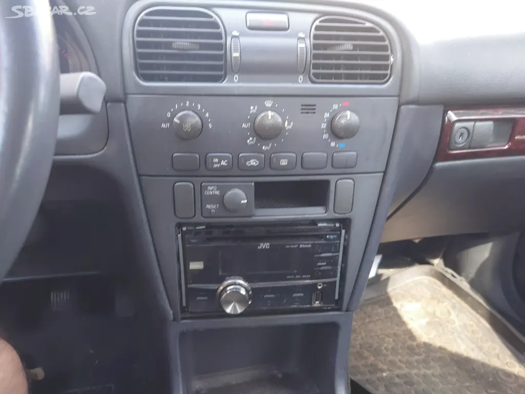 Volvo S40 1.8i 90 Kw 269.000 Km, stk 10/28 - fotka 5