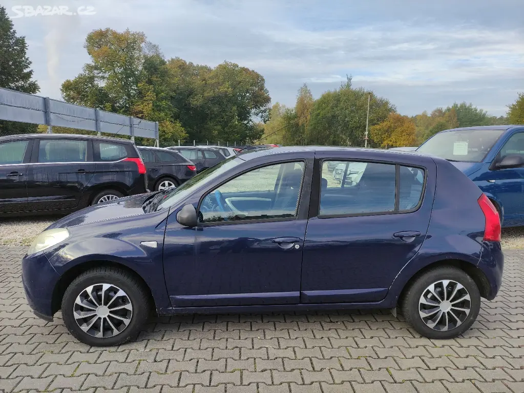Dacia SANDERO 1.2i 55KW,NOVÉ v ČR,KLIMA,SERVO,BC. - fotka 6