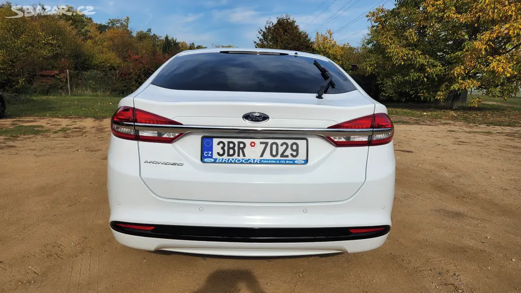Ford Mondeo 1.5 Benzin 121 kw Titanium rv 2019/11 - fotka 5