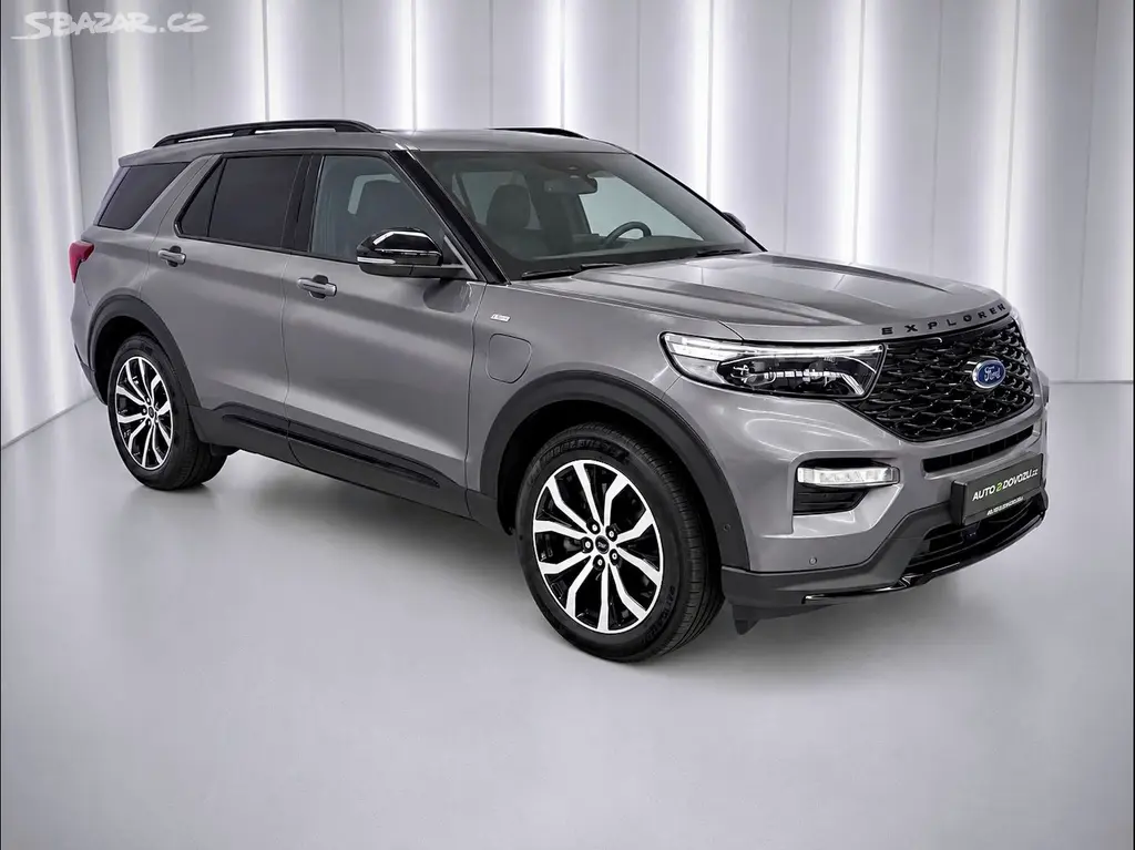 Ford Explorer, 3.0L PHEV AWD ST-LINE, PANO, B - fotka 3
