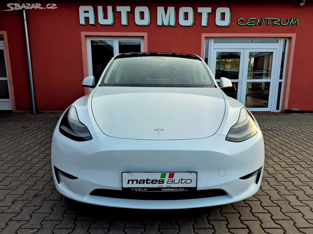 Tesla Model Y, Long R.Dual Motor, Berlín, TAŽ - fotka 6