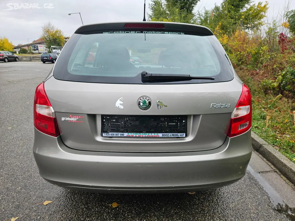 Škoda FABIA II 1.6 BENZÍN-AUTOMAT-BEZ KOROZE - fotka 6