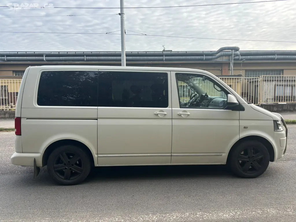 Volkswagen Multivan 2.0TDi 132kW 4x4 DSG - fotka 4
