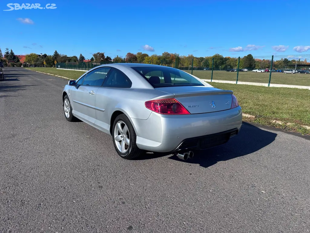 Peugeot 407 Coupé Sport 2,2i 120kw benzin - fotka 3