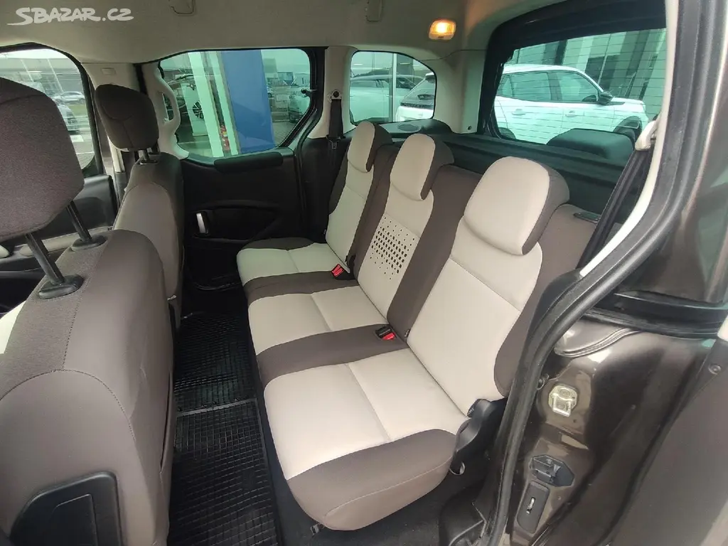 Citroën Berlingo, MULTISPACE 1.6i 120k MAN5 TZ - fotka 5