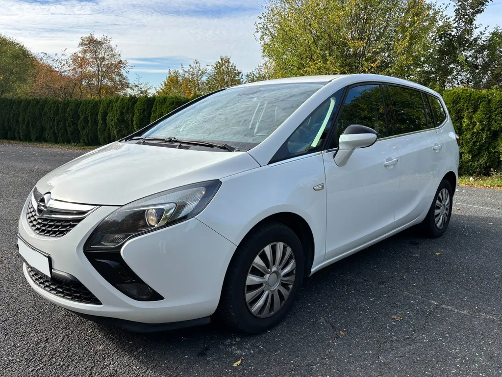 Opel Zafira 2016 1.4 Turbo 103kw Serviska ČR