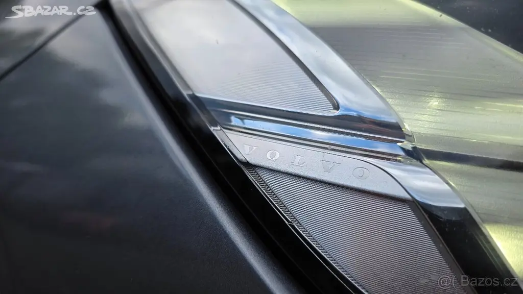 Volvo V90 D5 AWD Inscription - fotka 5