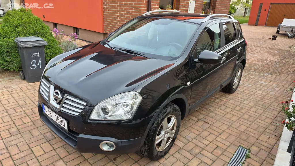 Nissan Qashqai 1.6 benzín, rok 2009, STK 5/2028 - fotka 5