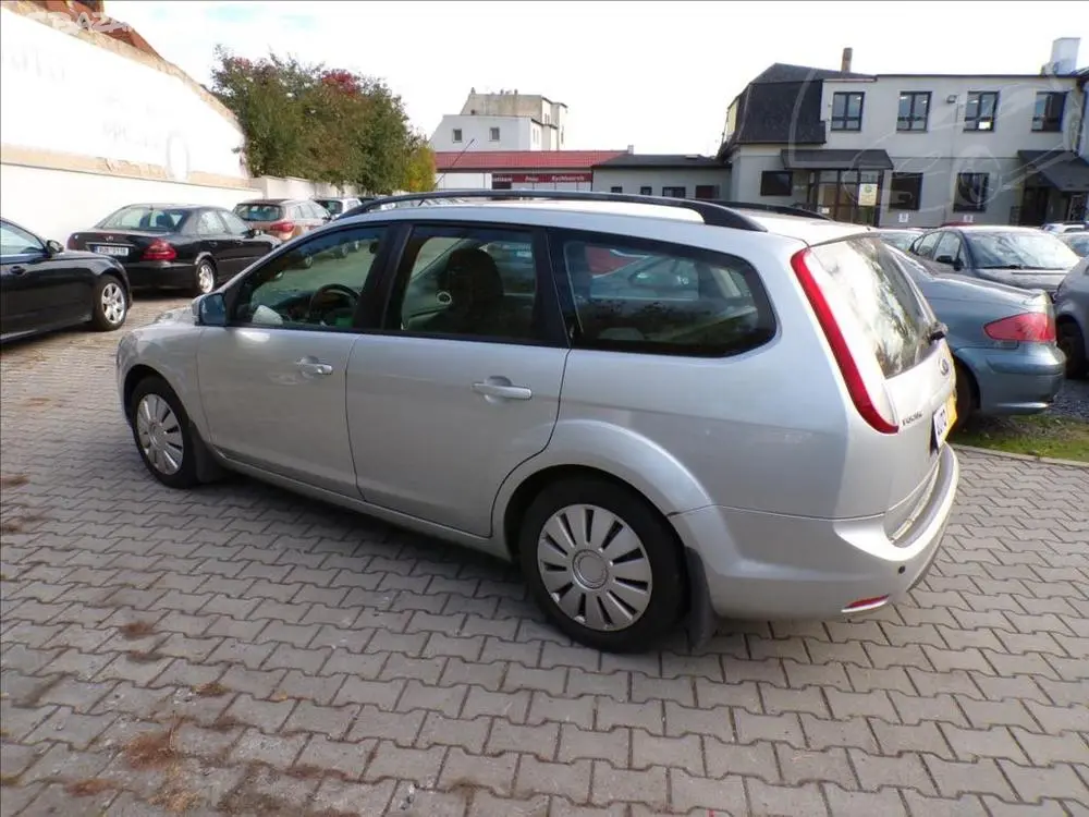 Ford Focus 1,6 TDCi KLIMATIZACE - fotka 4