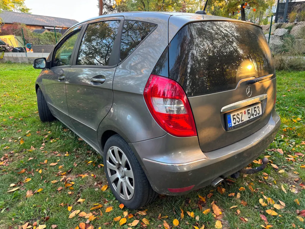Mercedes Benz A 180 CDI, r.v. 2009, naj. 171 000km - fotka 5