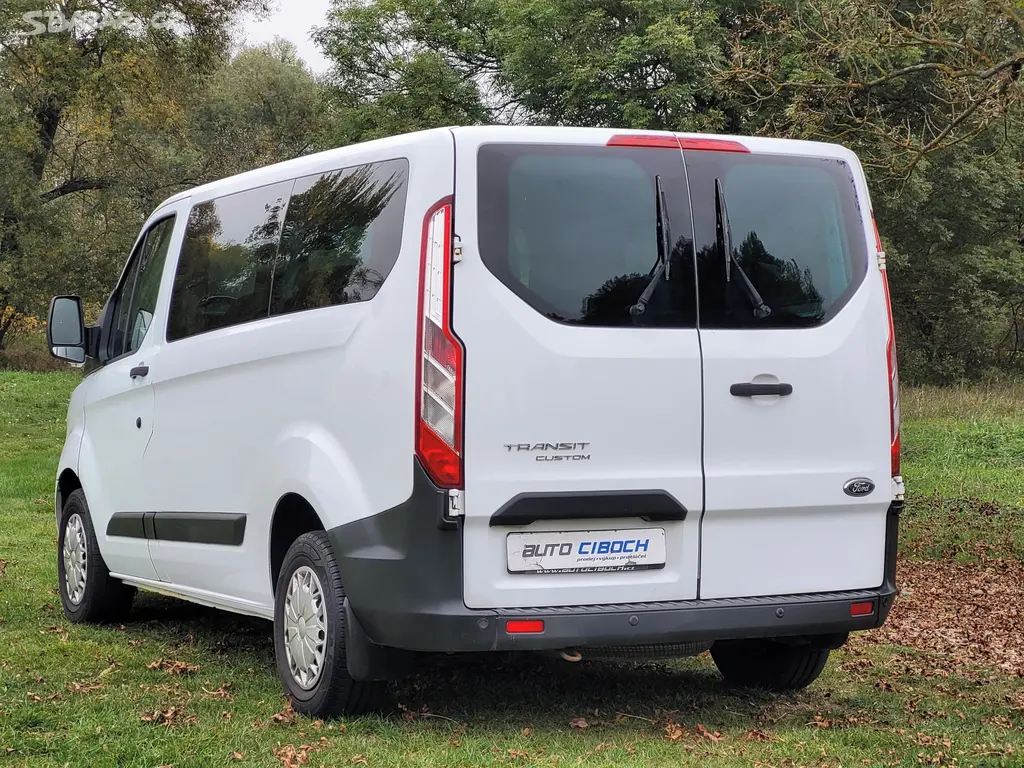 Ford TRANSIT CUSTOM 2,2 TDCi MINIBUS NAJETO 106310 - fotka 3