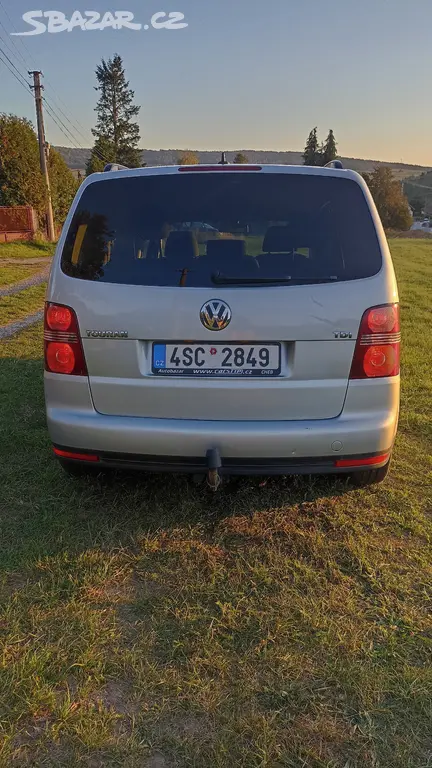 Volkswagen Touran 1.9 TDI - fotka 6