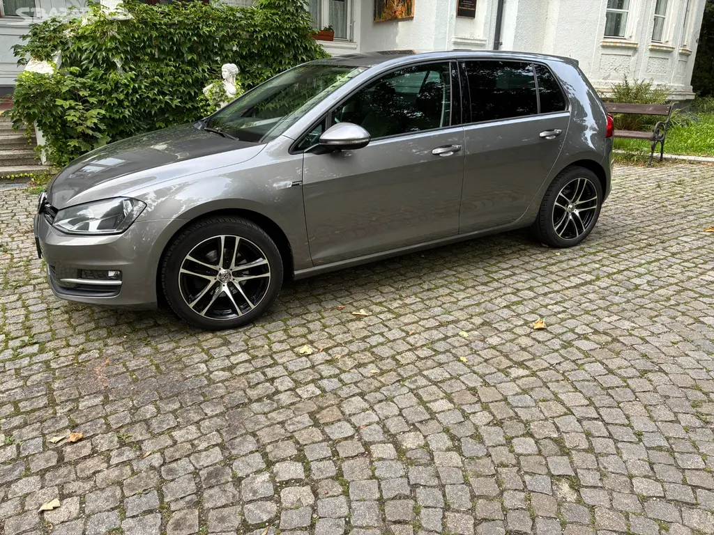Volkswagen Golf .Koupeny v CZ. - fotka 6