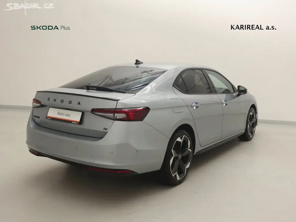 Škoda Superb, TSI iV 150kW DSG SportLine - fotka 2