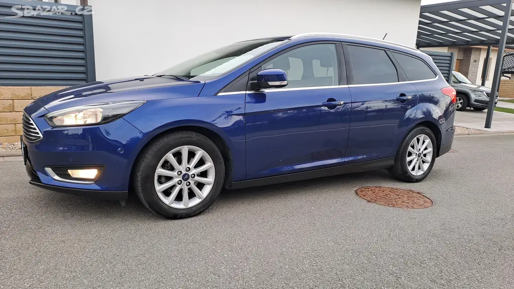 Ford Focus, 1,5TDCI,ČR,TITANIUM,78000km - fotka 3