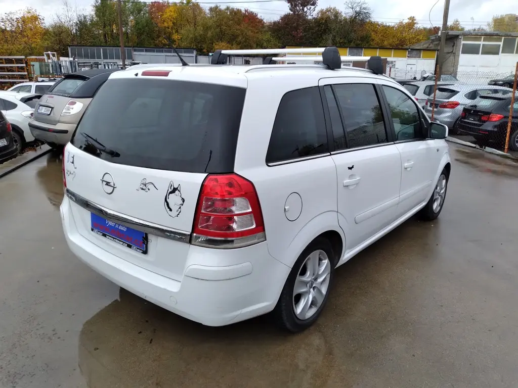 Opel ZAFIRA 1.7 CDTI 7 MÍST KLIMA - fotka 2