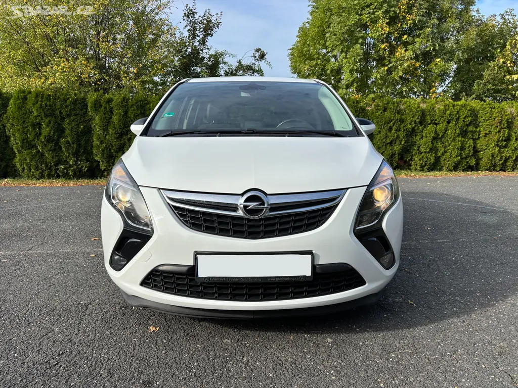 Opel Zafira 2016 1.4 Turbo 103kw Serviska ČR - fotka 2