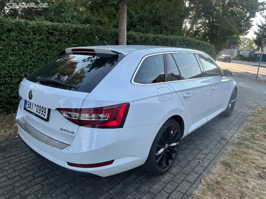 Škoda Superb 2,0 TDI servisováno - fotka 6