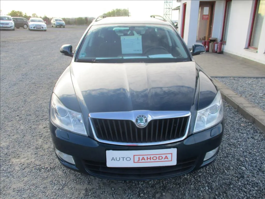 Škoda Octavia, 1,4 TSI, digiklima, servis, - fotka 2