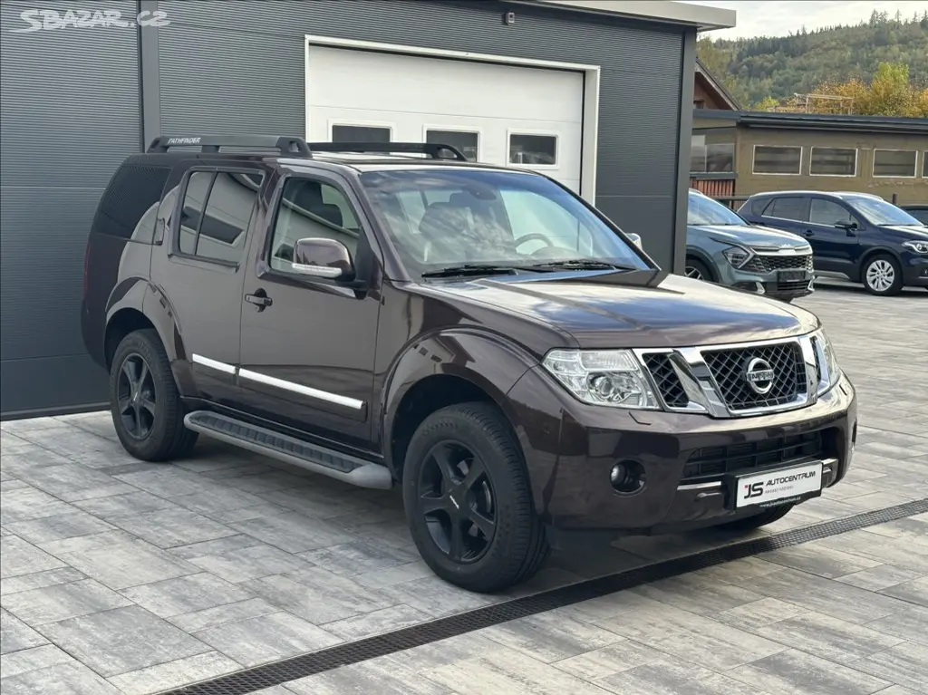 Nissan Pathfinder, 3,0DCI 231PS LE Executive 4x4 - fotka 5