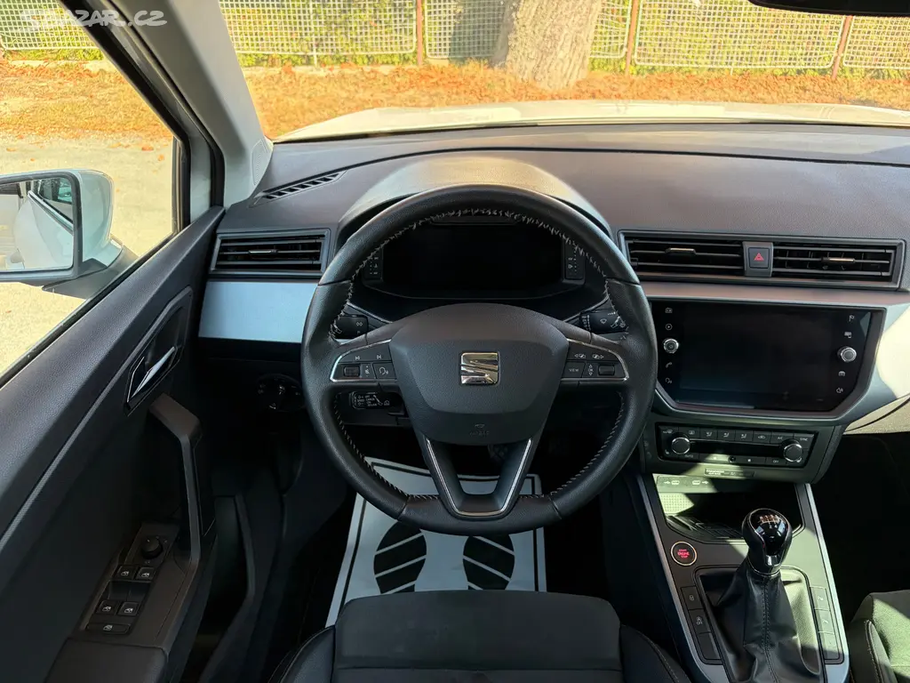 Seat Arona 1.0 TSi DPH ParkPilot, LED, Kessy - fotka 5