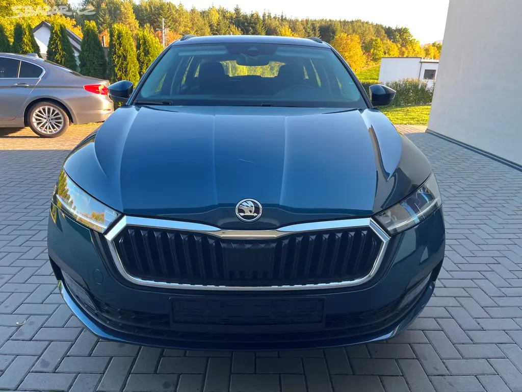 Škoda Octavia IV 1.0TSi 81kw 2022 manuál - fotka 2