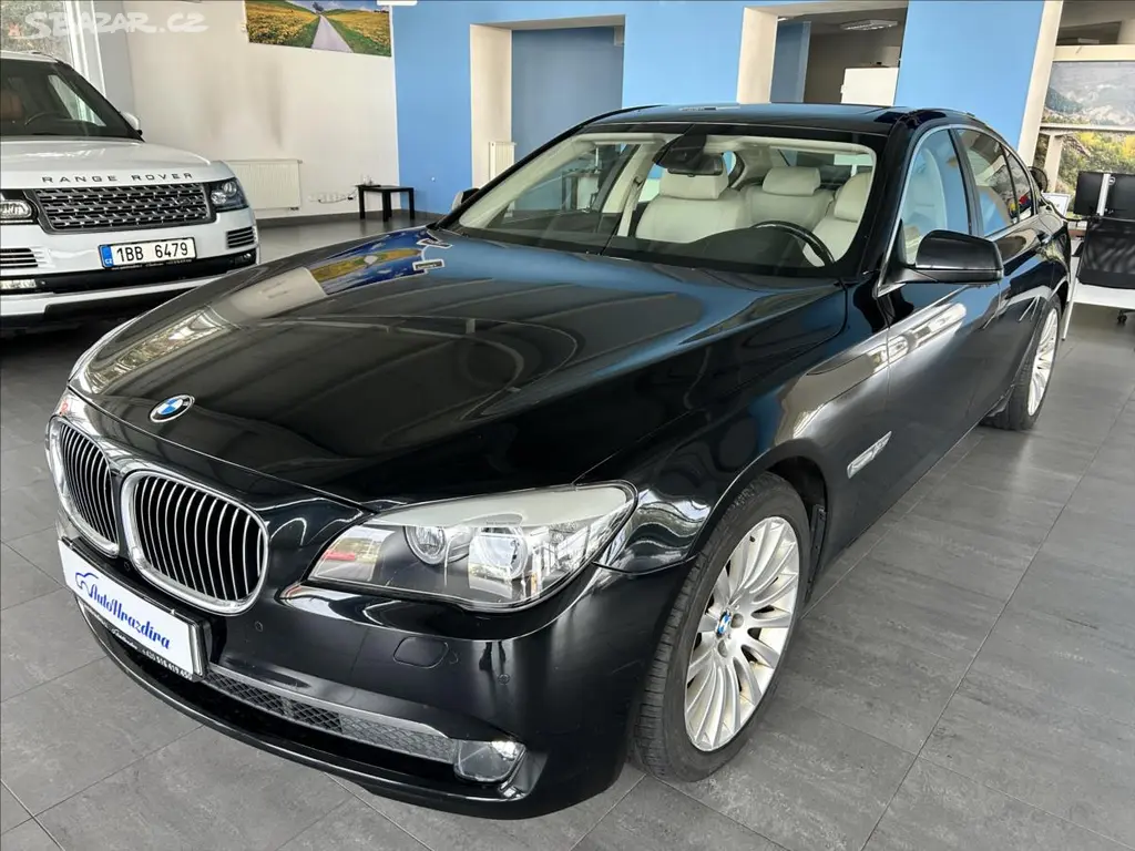 BMW Řada 7, 3,0 740xD 225kW,SERVISKA,TAŽ - fotka 3