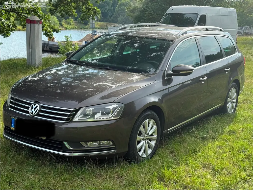 Volkswagen Passat Variant - fotka 2