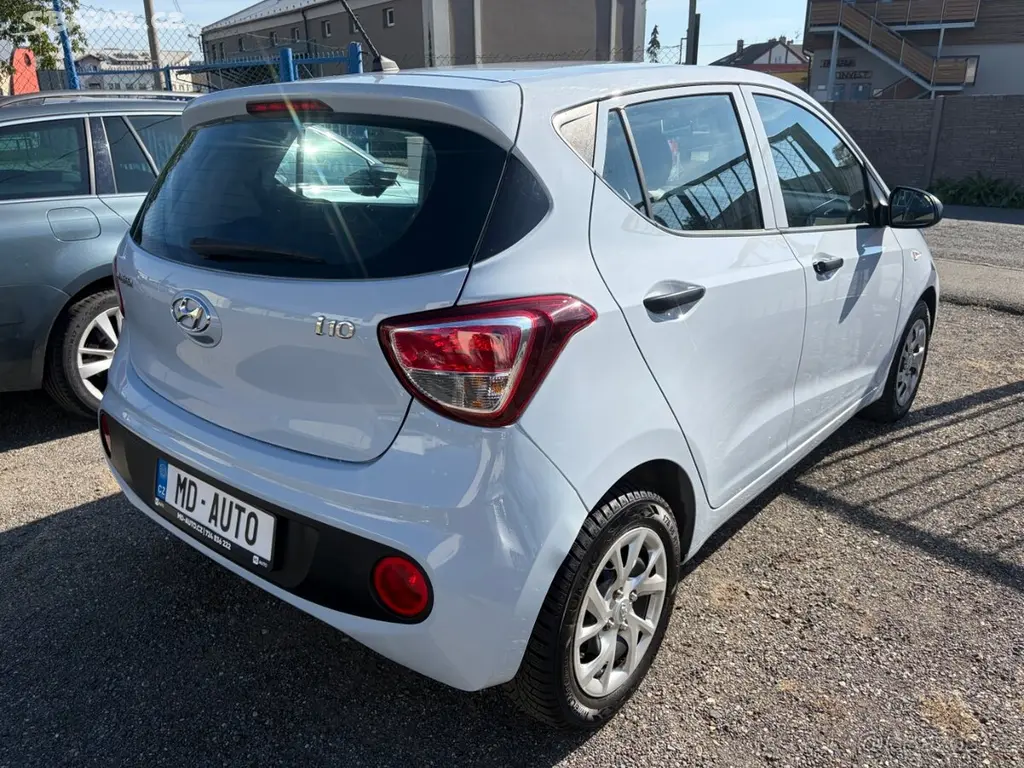 Hyundai I10 1.0i 49KW KLIMA METALÍZA - fotka 4