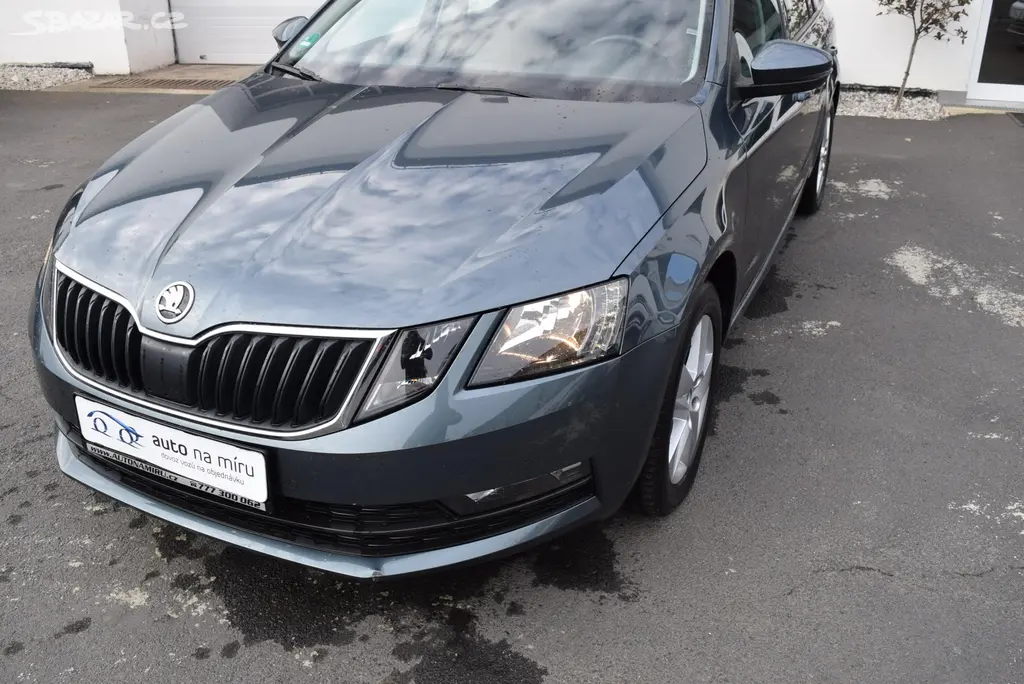 Škoda Octavia, 1.5TSI 110kw AMBITION APP TEMP - fotka 2