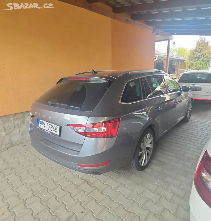 Škoda Superb 3 2.ol 110kw 2022 - fotka 3