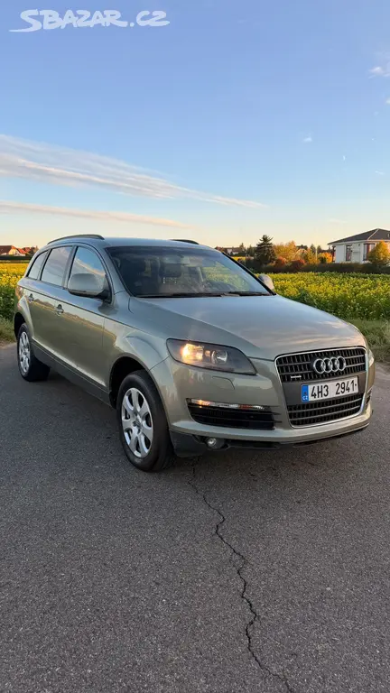 Audi Q7 3.0 TDI V6 quattro | Automat | 171 kW - fotka 2