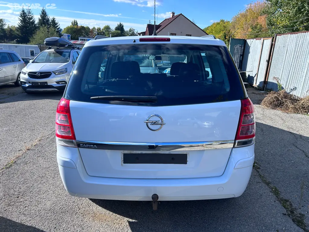 Opel Zafira, 1,8 16V, 7 míst - fotka 6