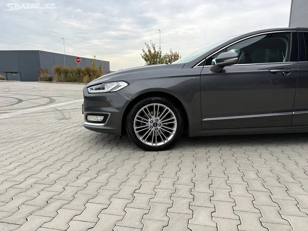 Ford Mondeo, Hybrid 2.0/eCVT/Vignale/servis - fotka 4